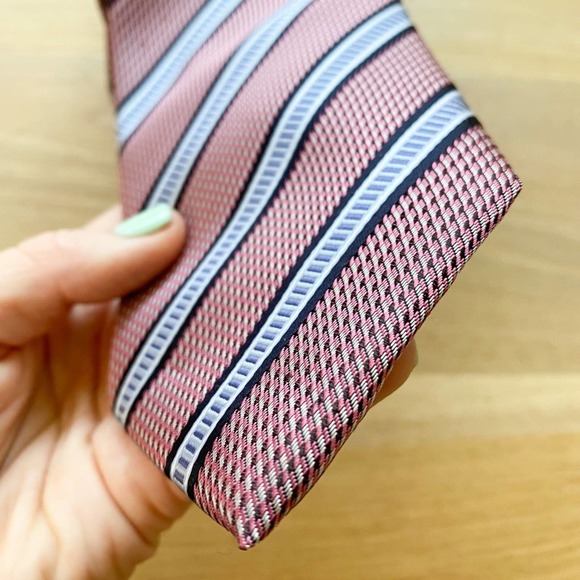 ALEXANDER JULIAN COLOURS Men's Red/Blue Striped Handmade Polyester Necktie sz OS - Picture 7 of 10